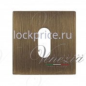Картинка Накладка под ключ буратино на квадратном основании Fratelli Cattini KEY 8-BY матовая бронза 2 шт.